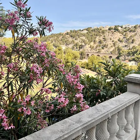 La Casa Calanquaise - A 250m Accessible A Pied - T2 Spacieux Independant - Terrasse Ombragee *